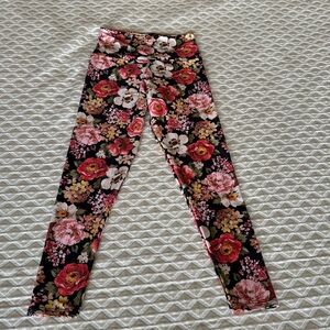 Onzie Full- Length Floral Leggings